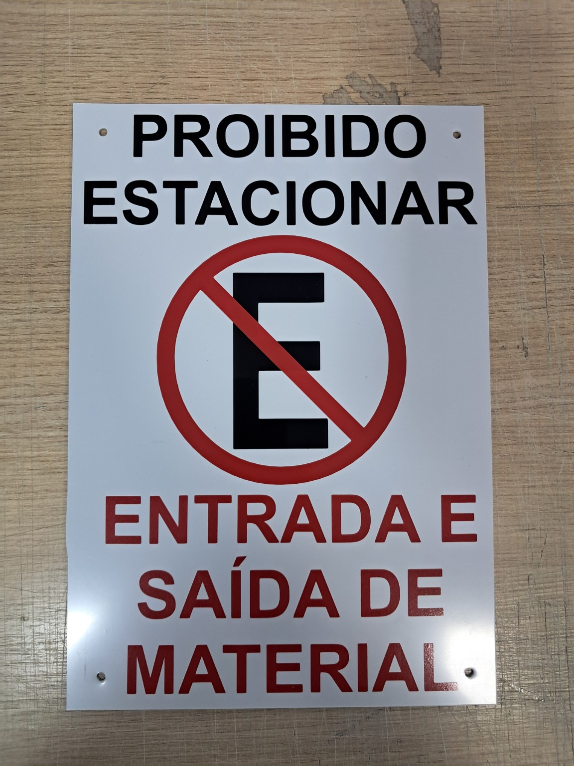 Placas e sinalização — trabalho da Copiar & Colar