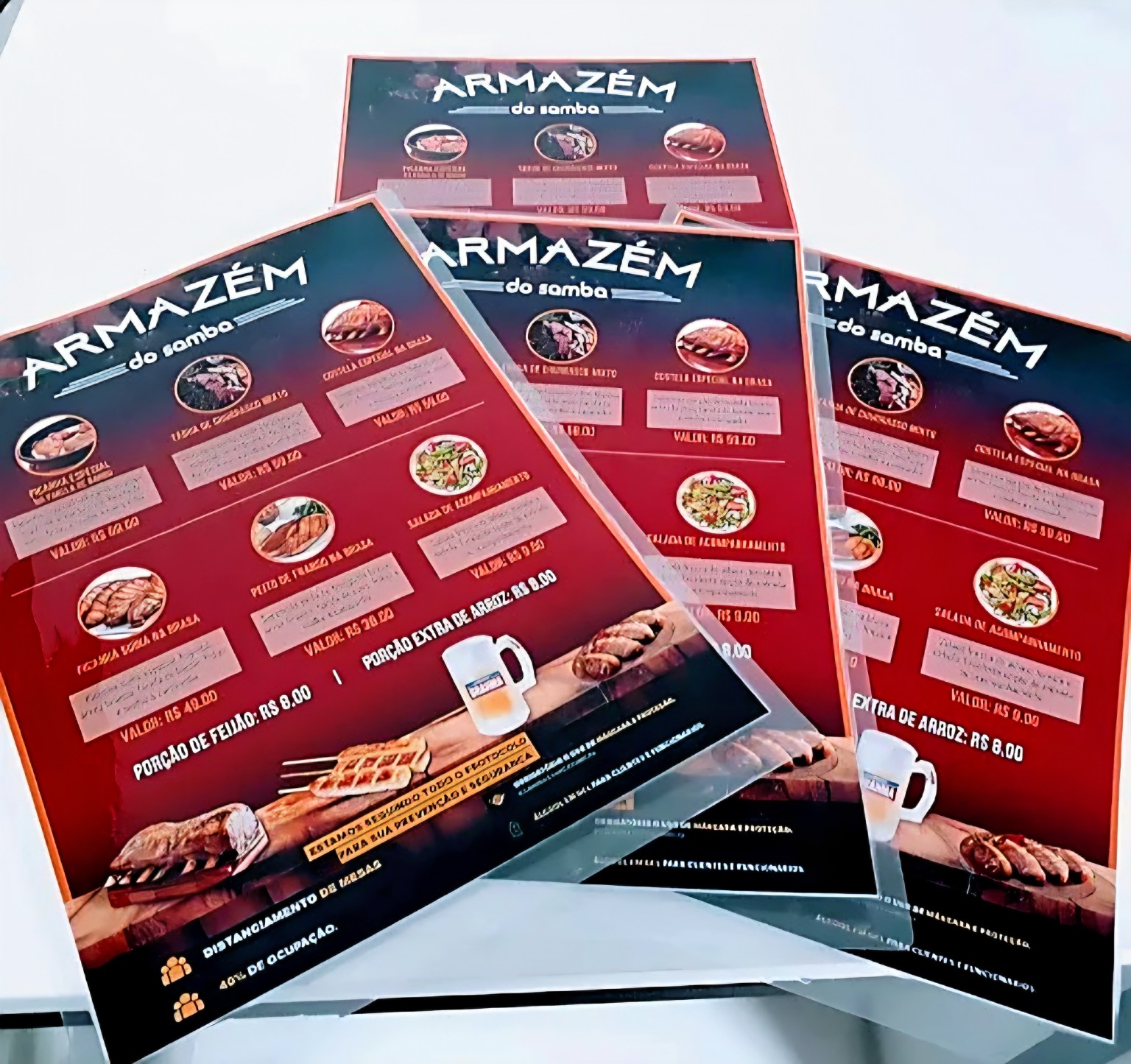 Panfletos e flyers — trabalho da Copiar & Colar